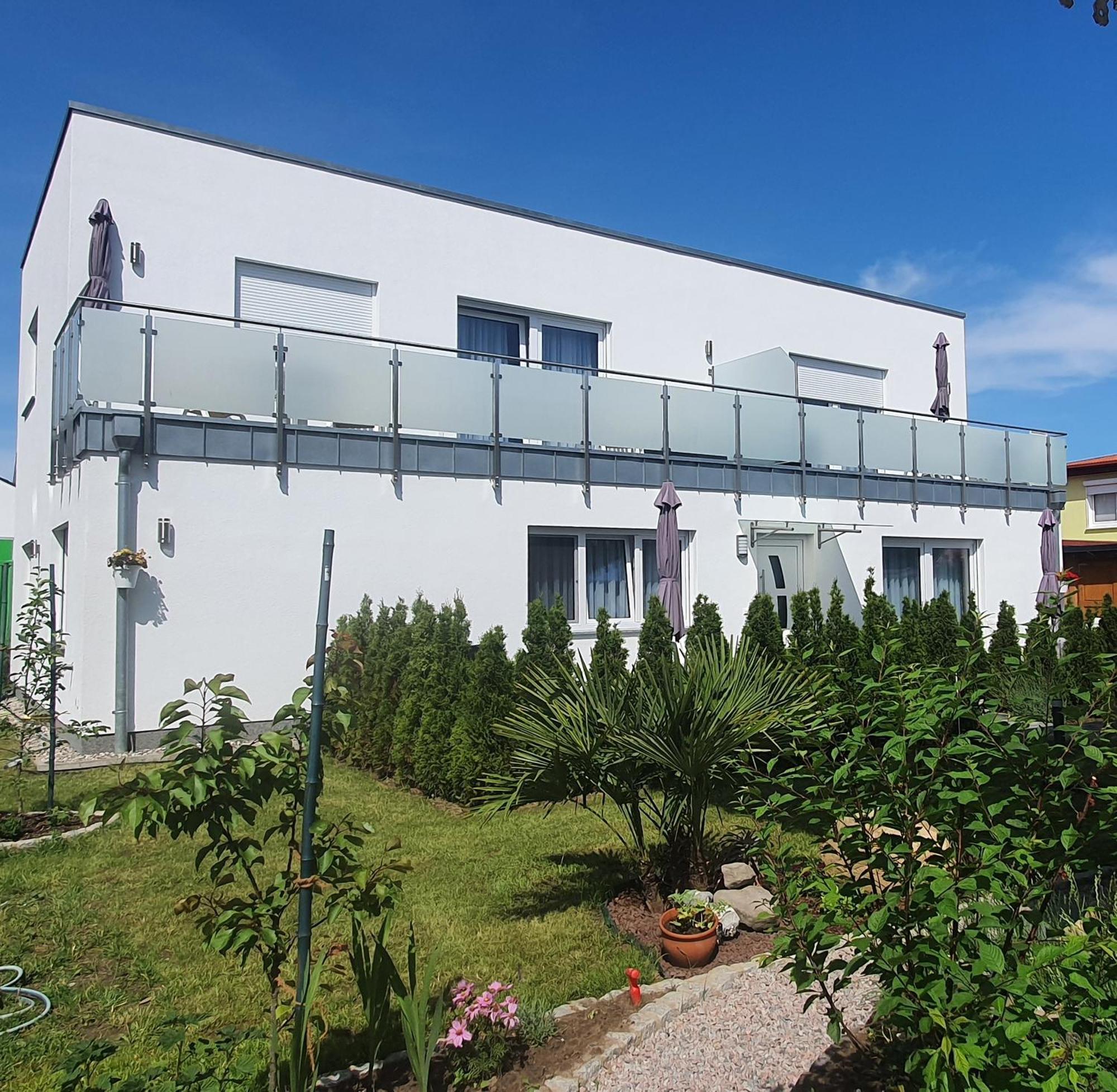 Ferienwohnungen "Godewind", Appartements Mit Balkon Oder Terrasse Zinnowitz Exterior photo
